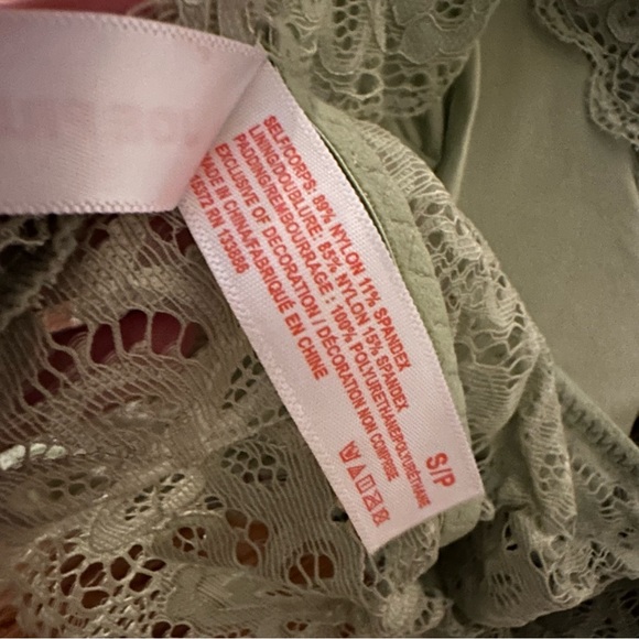 Padded lace bralette - Picture 7 of 7